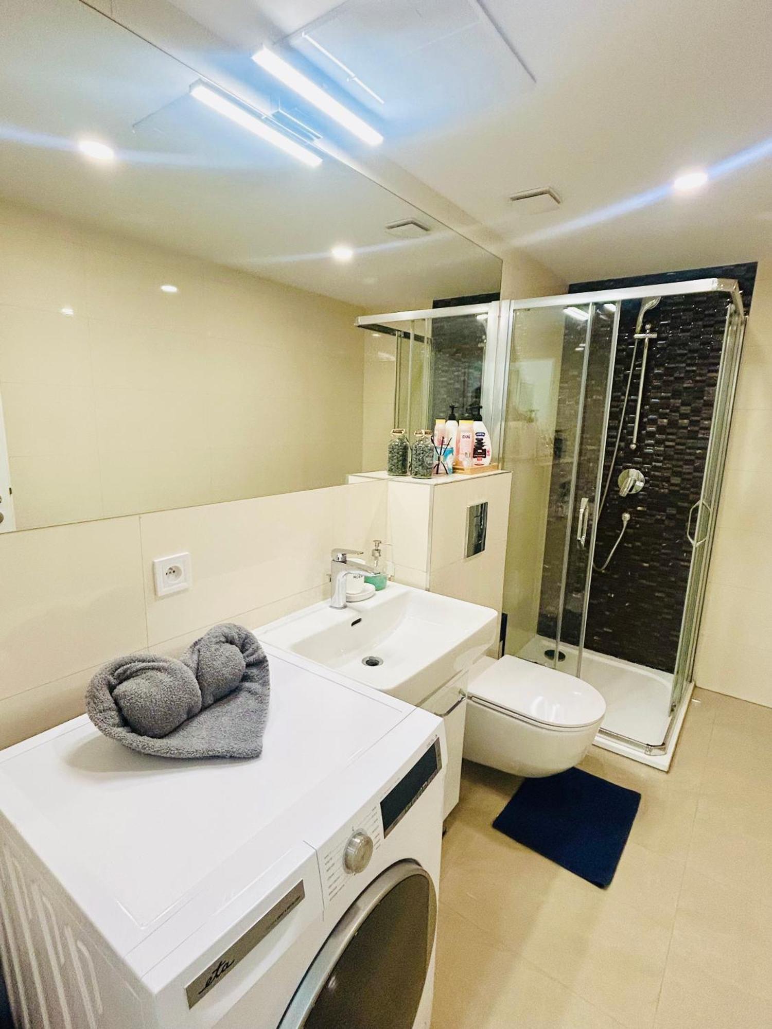 New Design & Style Apartments 50M From Wenceslas Square Prag Dış mekan fotoğraf